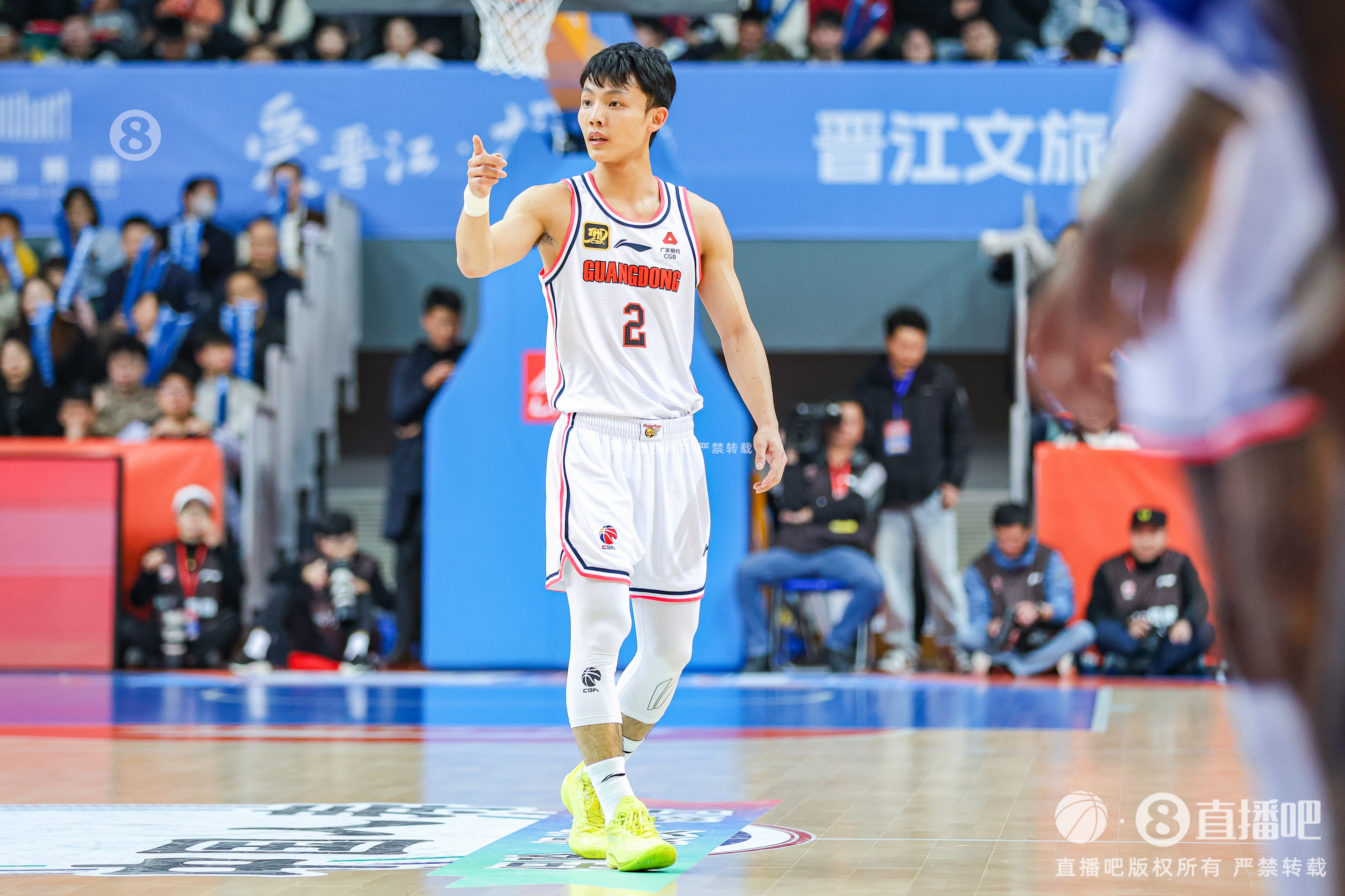 徐杰：身高不是打籃球的唯一標準 努力、勤奮、自律也是天賦